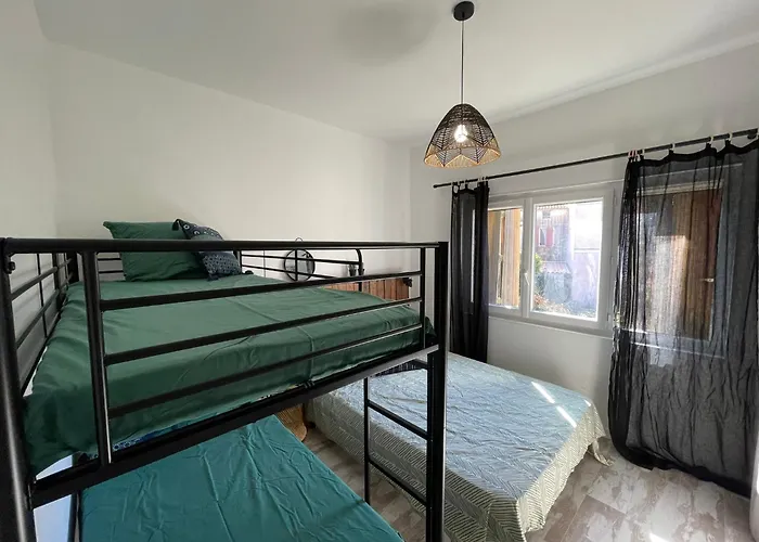 Vista Mare- Proche Et Commerces - 8 Pers Appartement Sari-Solenzara